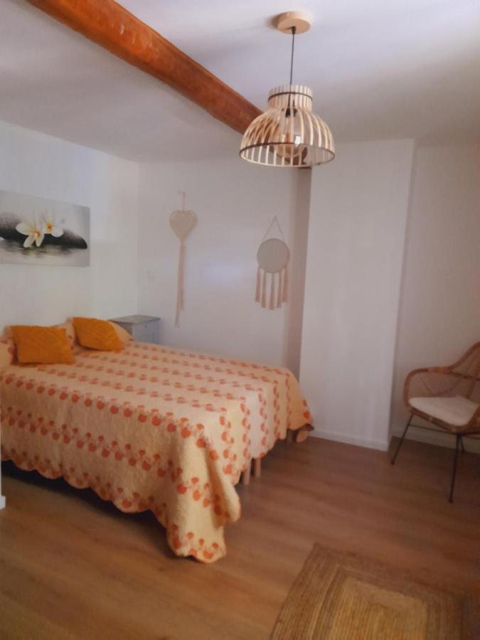 Villa La Ferme Des Oliviers à Solliès-Pont Extérieur photo